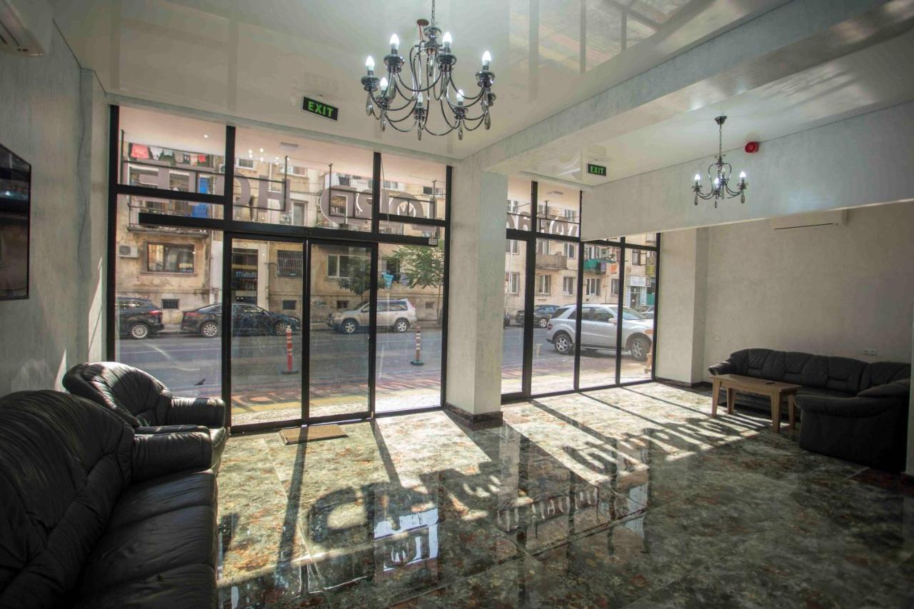 Hotel Lord Batumi Ngoại thất bức ảnh