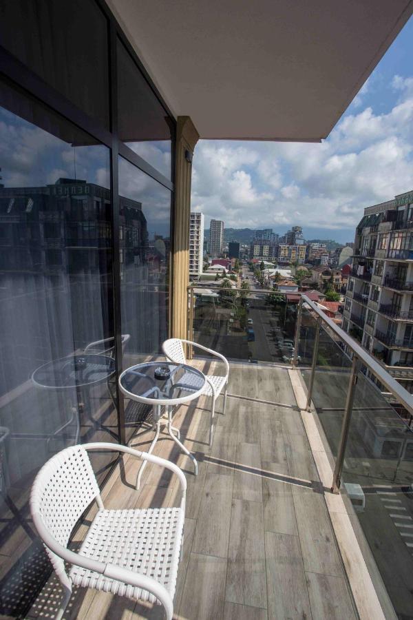 Hotel Lord Batumi Ngoại thất bức ảnh