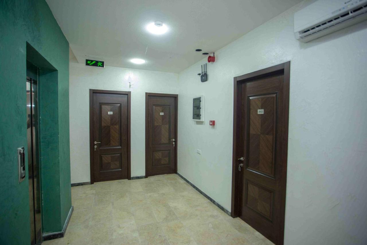 Hotel Lord Batumi Ngoại thất bức ảnh
