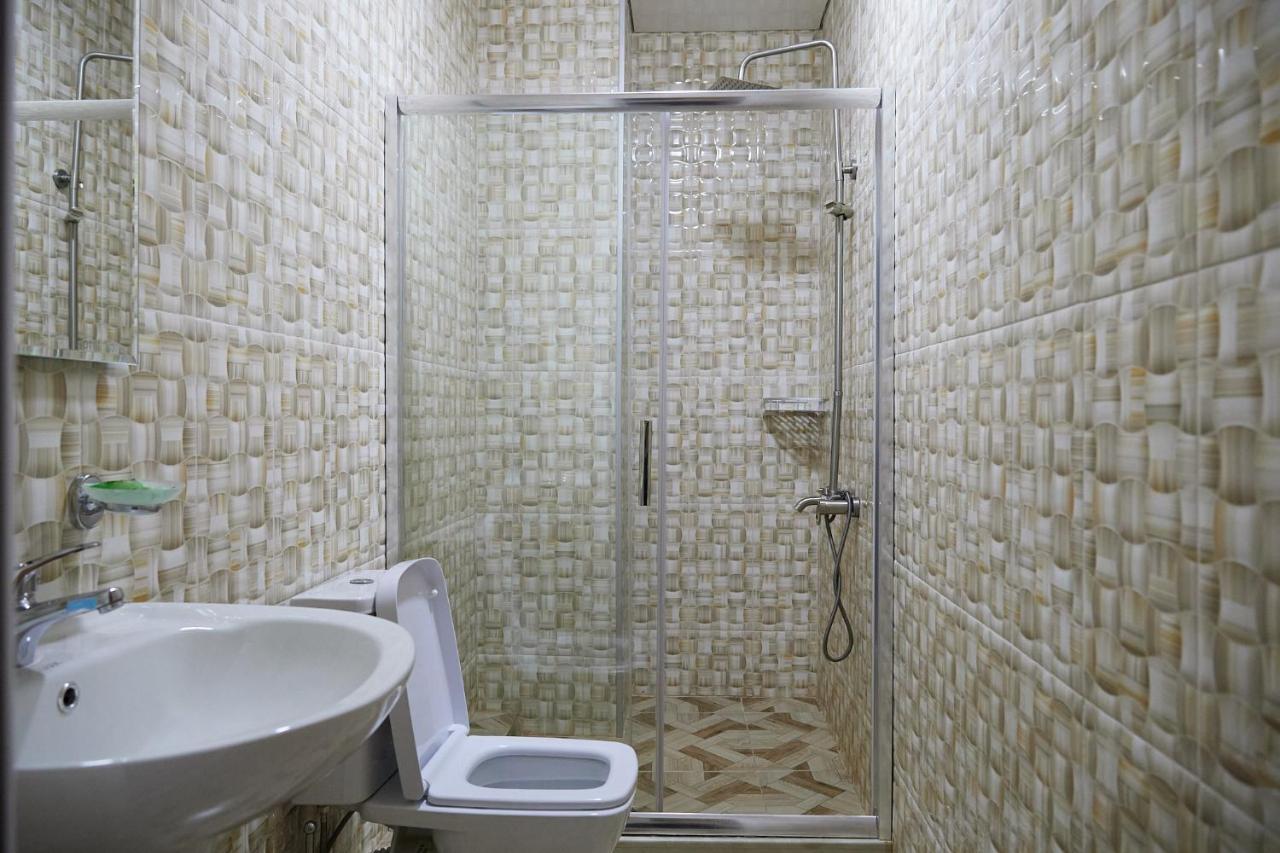 Hotel Lord Batumi Ngoại thất bức ảnh