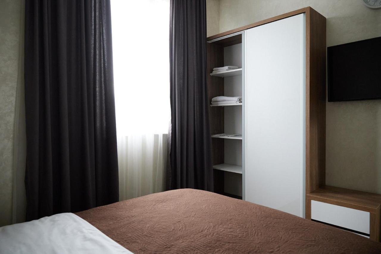 Hotel Lord Batumi Ngoại thất bức ảnh