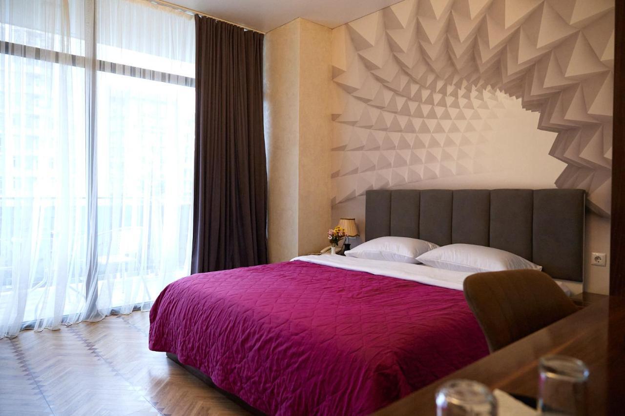 Hotel Lord Batumi Ngoại thất bức ảnh