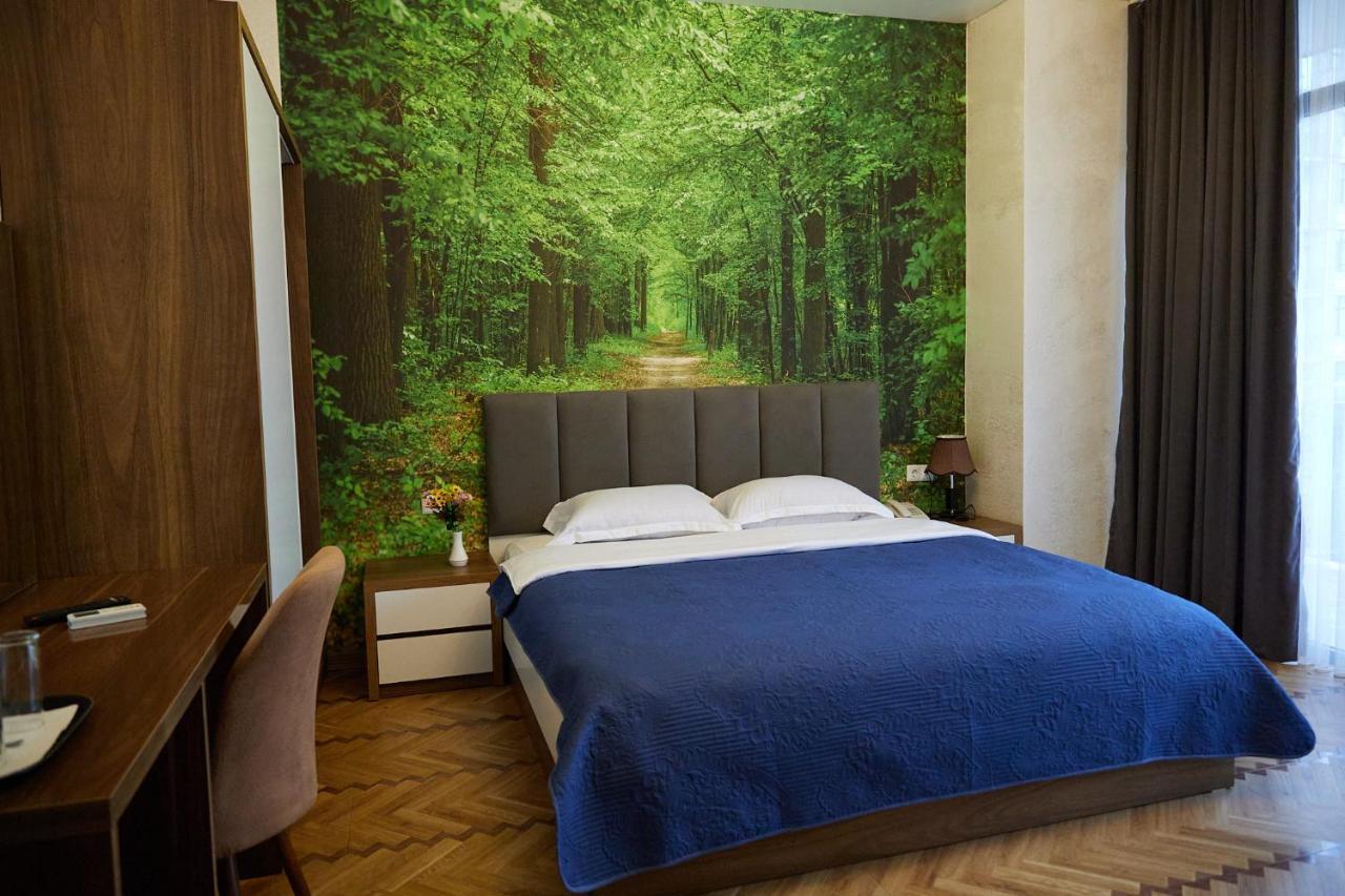 Hotel Lord Batumi Ngoại thất bức ảnh